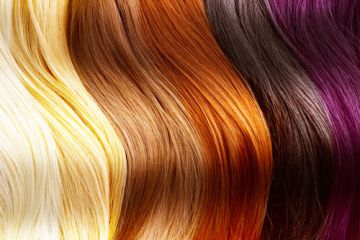 Blondýnky něžné nebo vlasy jak havraní křídla? Co určuje barvu vlasů
