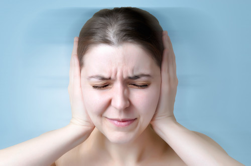 Tinnitus může potkat každého aneb jak chránit svůj sluch